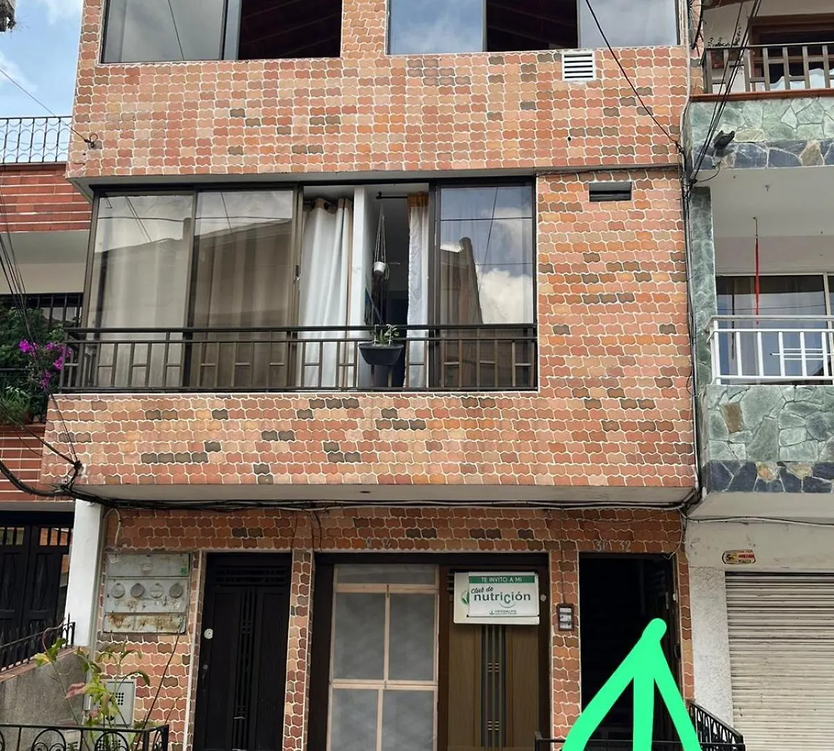 Comfort Envigado 7 People Apartment